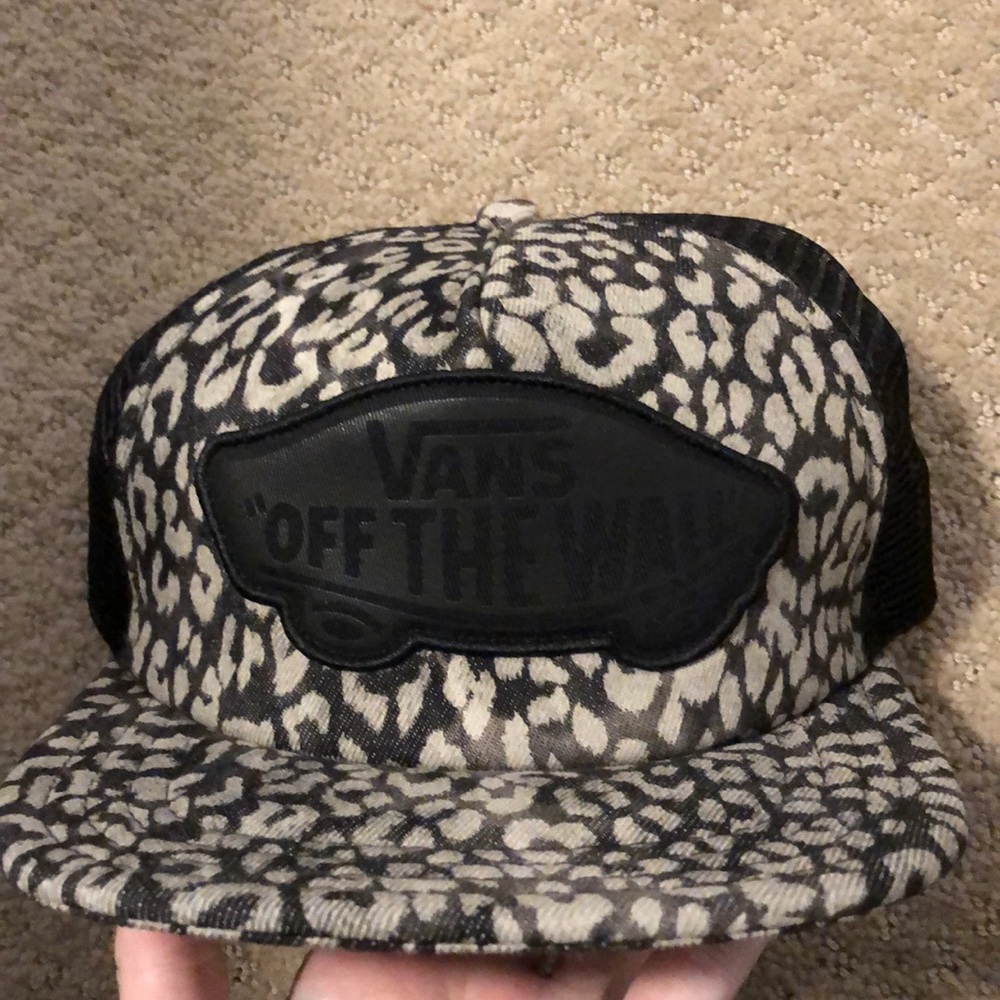 vans off the wall snap back